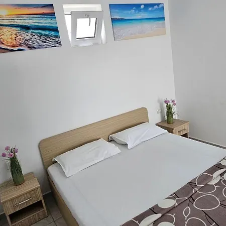 Aorra Nibiru Cu Piscina Incalzita Homestay szállás Costinești