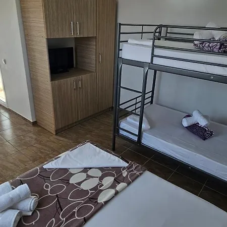 Aorra Nibiru Cu Piscina Incalzita Homestay szállás *