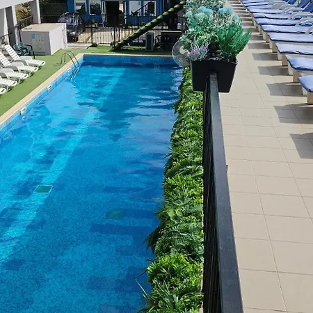 Aorra Nibiru Cu Piscina Incalzita Homestay szállás *