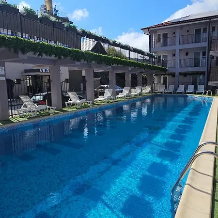 Aorra Nibiru Cu Piscina Incalzita ホームステイ *