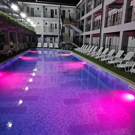 Aorra Nibiru Cu Piscina Incalzita Costinești